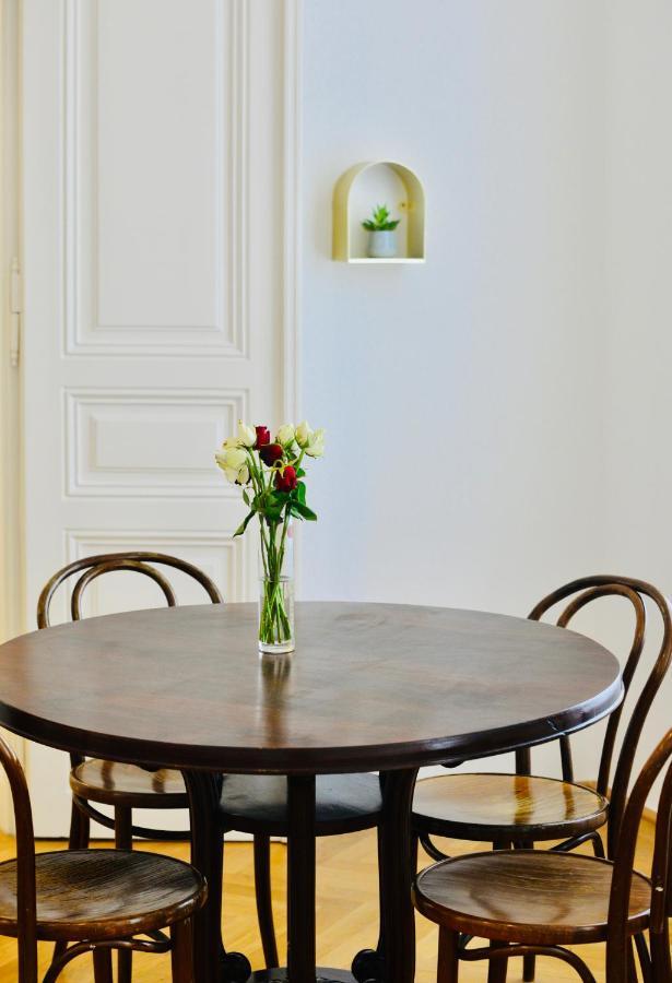 Apartment Wien ภายนอก รูปภาพ